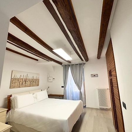 Apartament La Casa Di Ale Como Zewnętrze zdjęcie